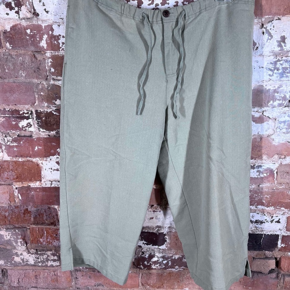Caribbean Joe Green Capris with Elastic Waistband